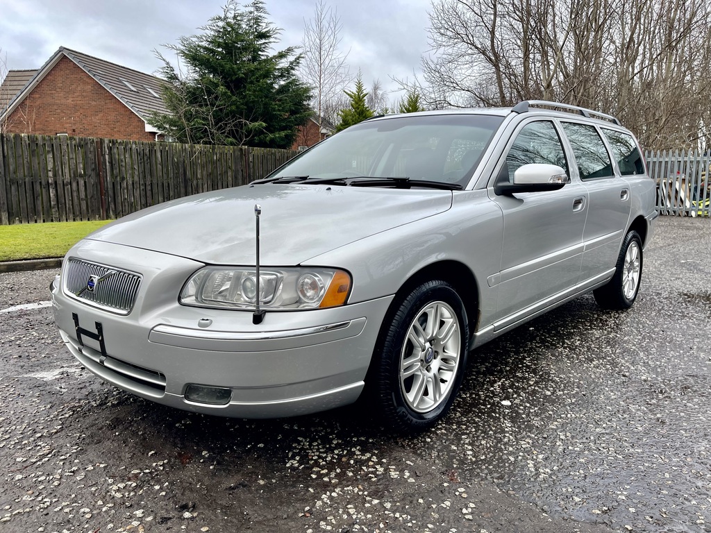 Volvo V70 Classic 4Wd 2.5 4 B Grade Low Millage Silver #3