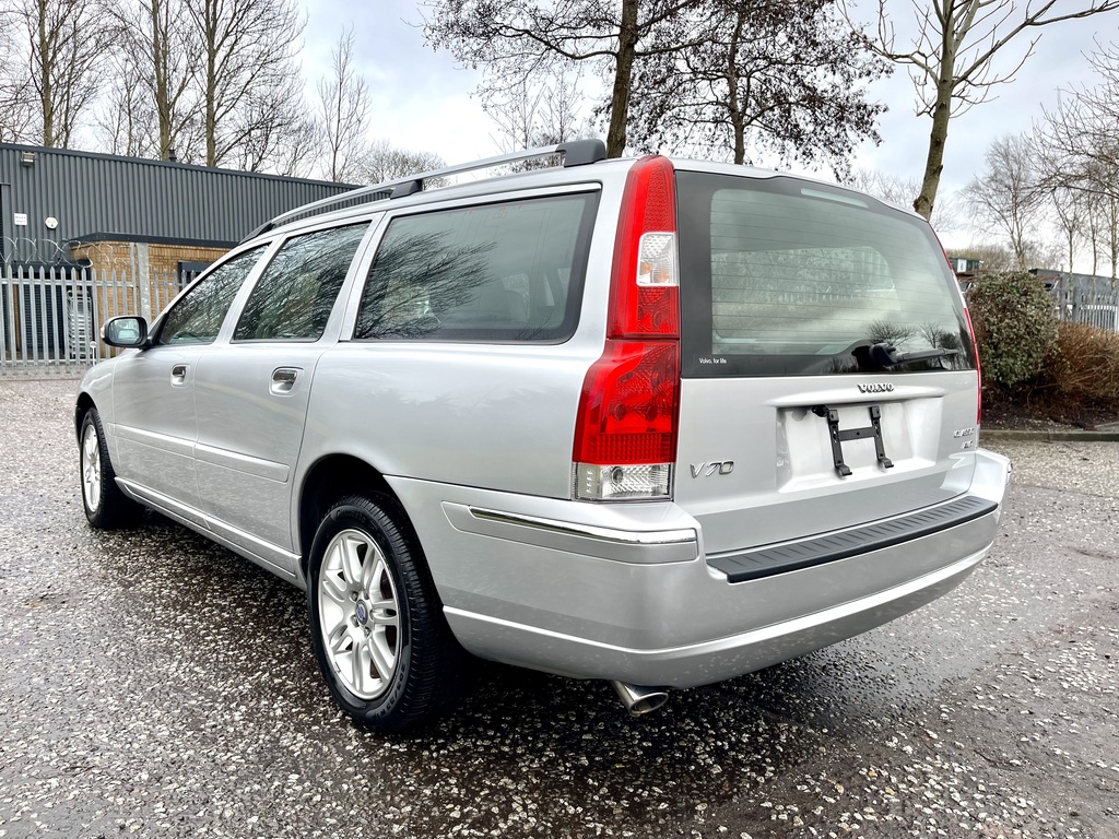 Volvo V70 Classic 4Wd 2.5 4 B Grade Low Millage Silver #6