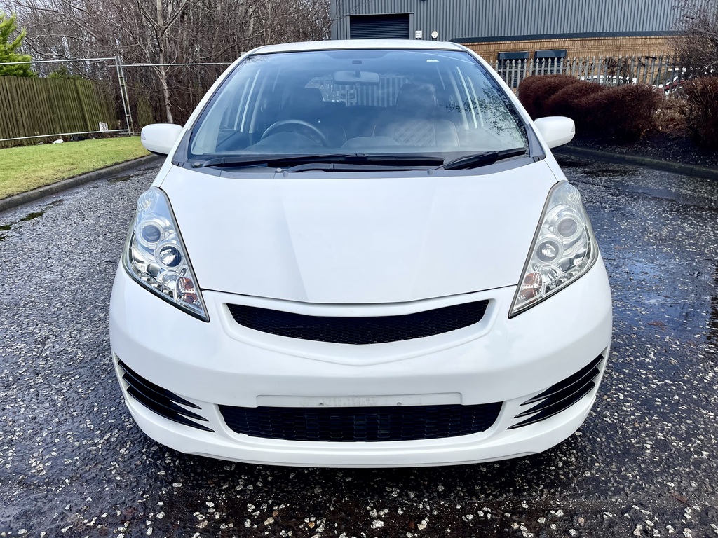 Honda Fit Jazz Fresh Import 1.3 G F Package Ha White #2