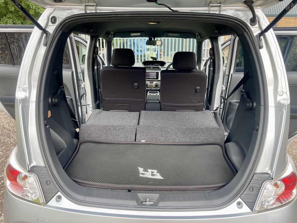 Toyota bB 1.5 Vvt-i Icon White #18