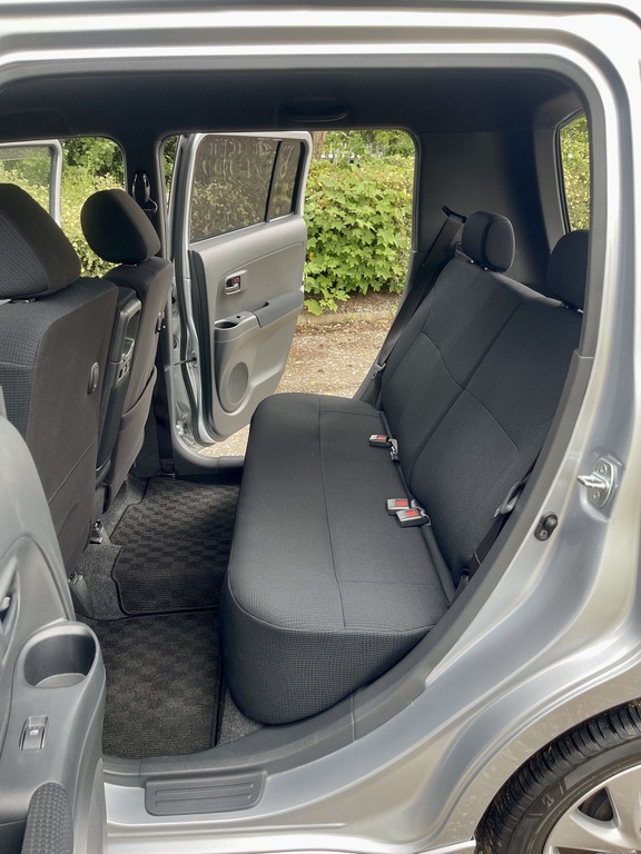 Toyota bB 1.5 Vvt-i Icon White #16