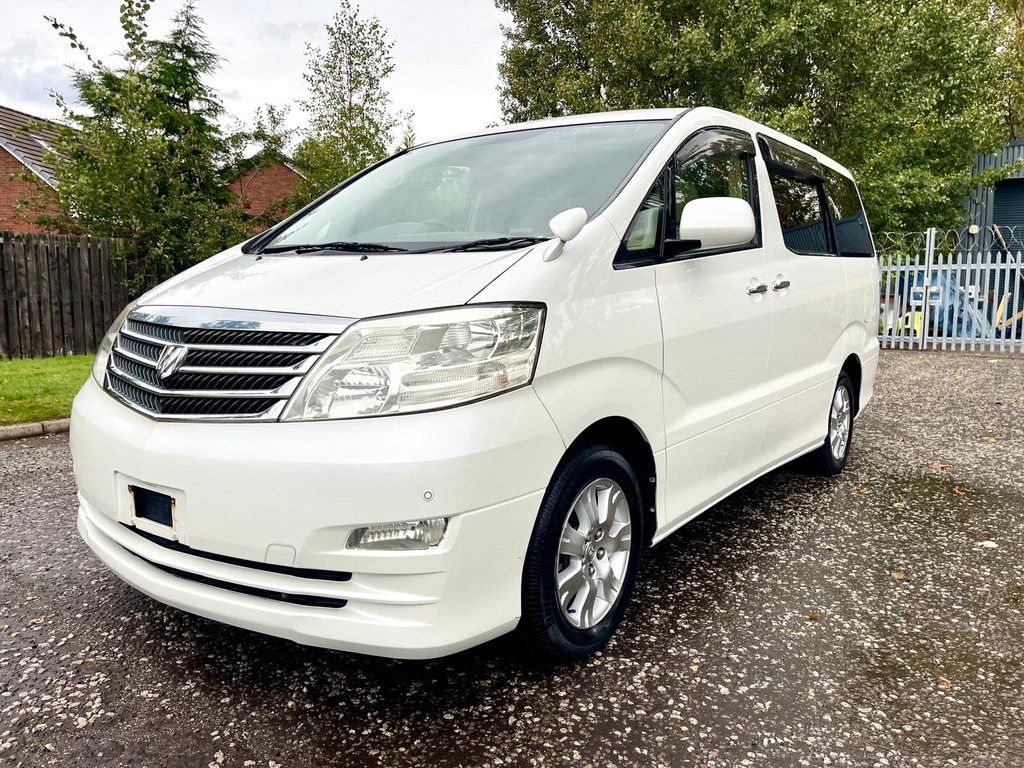 Toyota Alphard Fresh Import G Edition 2.4 8 Seats Mpv White #3