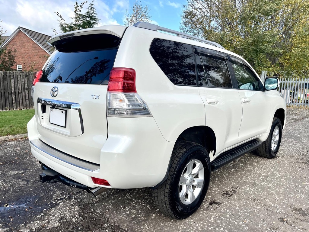 Toyota Land Cruiser Prado Fresh Import 2.7 Tx L Package 4Wd 7 Sea White #5