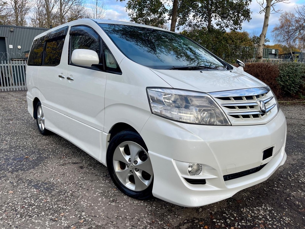 Toyota Alphard Fresh Import V Edition 2.4 V Edition 8 Seats White