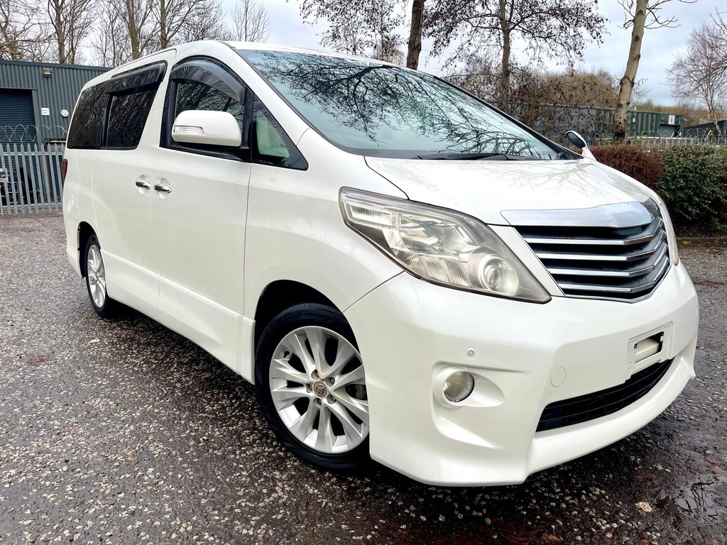 Toyota Alphard Fresh Import G Edition 3.5 4Wd 7 Seats Mpv Pe White