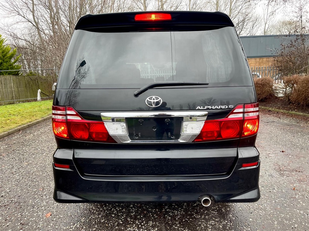 Toyota Alphard Fresh Import G Edt 4Wd 2.4 7 Seats Mpv Black #5