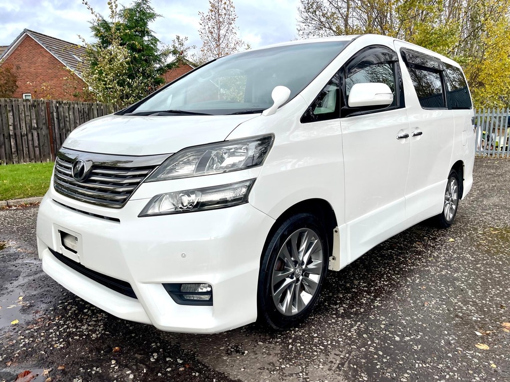 Toyota Vellfire Fresh Import Z Edition 3.5 4Wd 7 Seats Mpv Pe White #3
