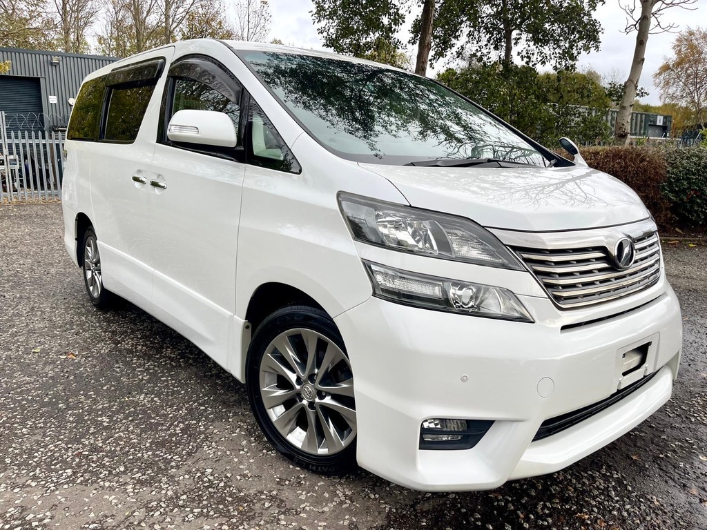 Toyota Vellfire Fresh Import Z Edition 3.5 4Wd 7 Seats Mpv Pe White