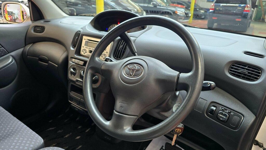 Toyota Yaris Verso 1.3 Vvt-i T3 2004 Beige #12