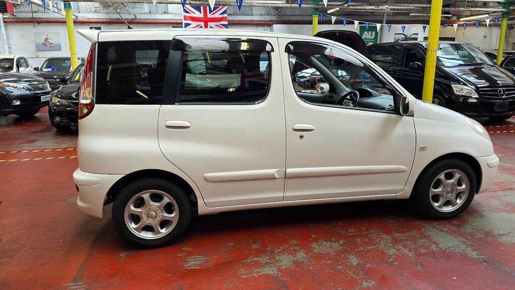 Toyota Yaris Verso 1.3 Vvt-i T3 2004 Beige #32