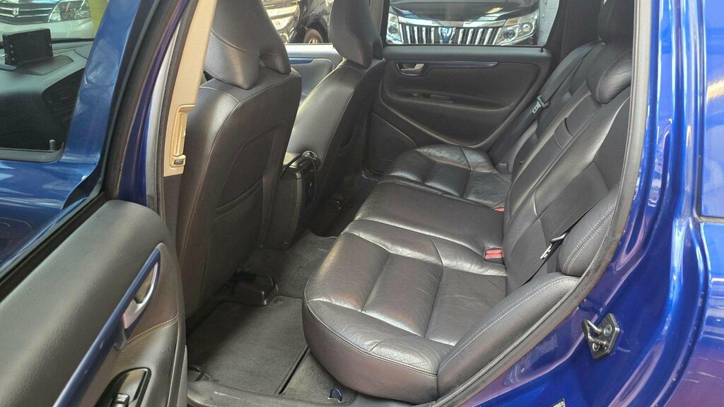 Volvo V70 Estate 2.4 Ocean Race Blue Ulez Free 200625 Blue #6
