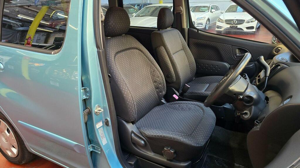 Toyota Verso Mpv 1.3 Mobility Access Lift Chair 200454 Green #6