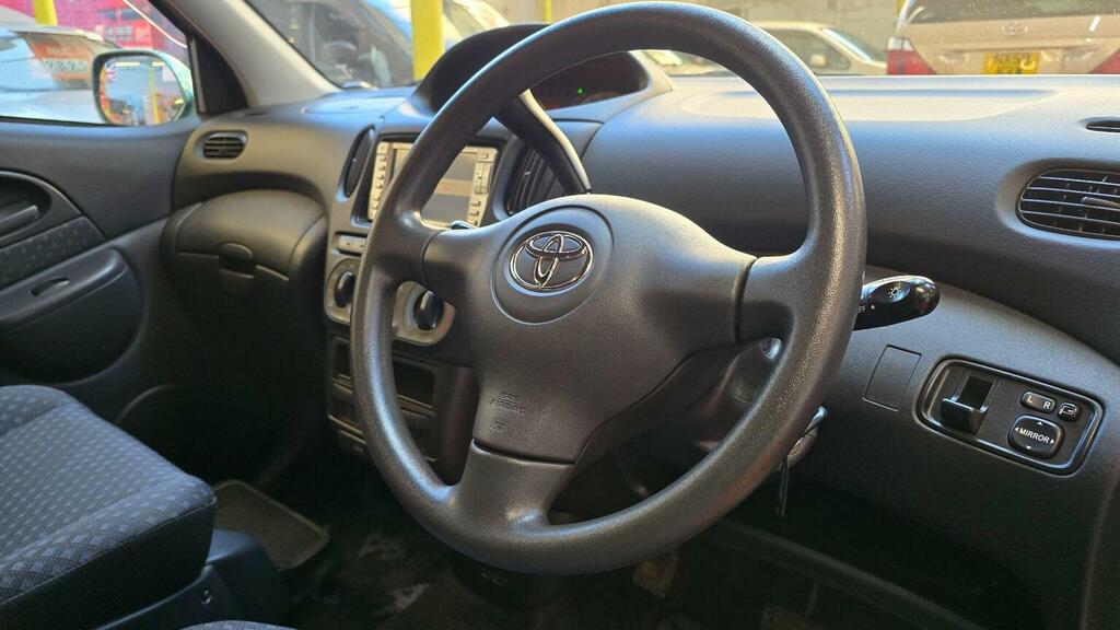 Toyota Verso Mpv 1.3 Mobility Access Lift Chair 200454 Green #5