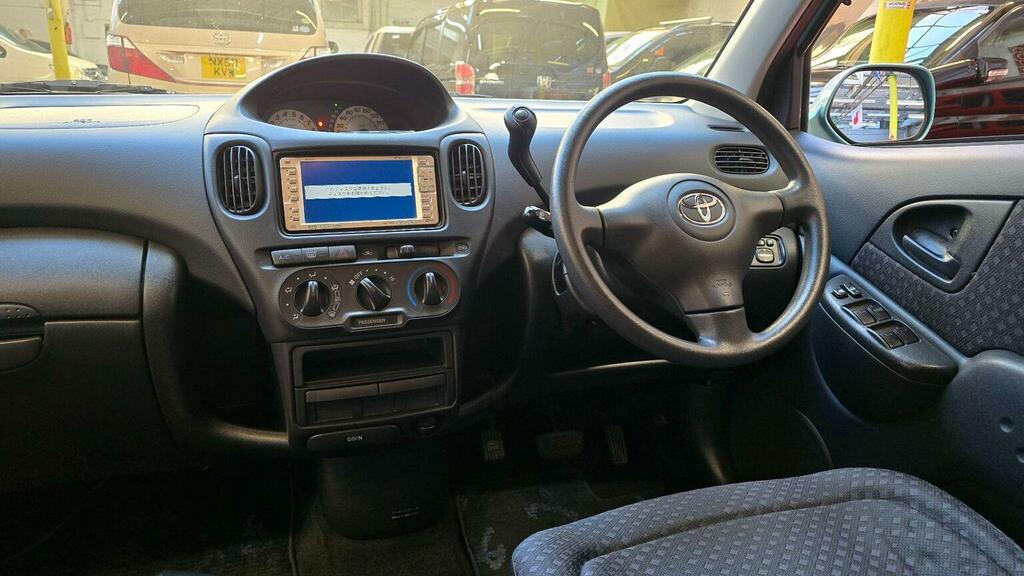 Toyota Verso Mpv 1.3 Mobility Access Lift Chair 200454 Green #4