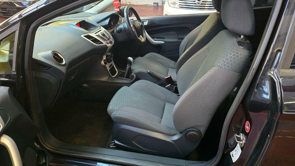 Ford Fiesta Hatchback 1.6 Zetec S 201212 Black #5