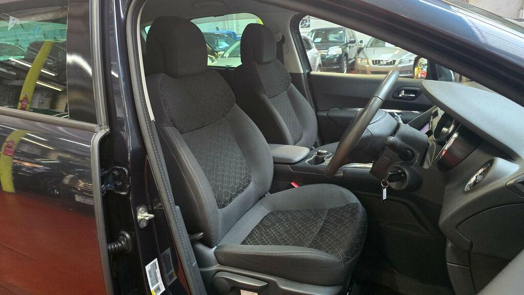 Peugeot 3008 Suv 1.6 Premium Ulez Free 201519 Blue #4