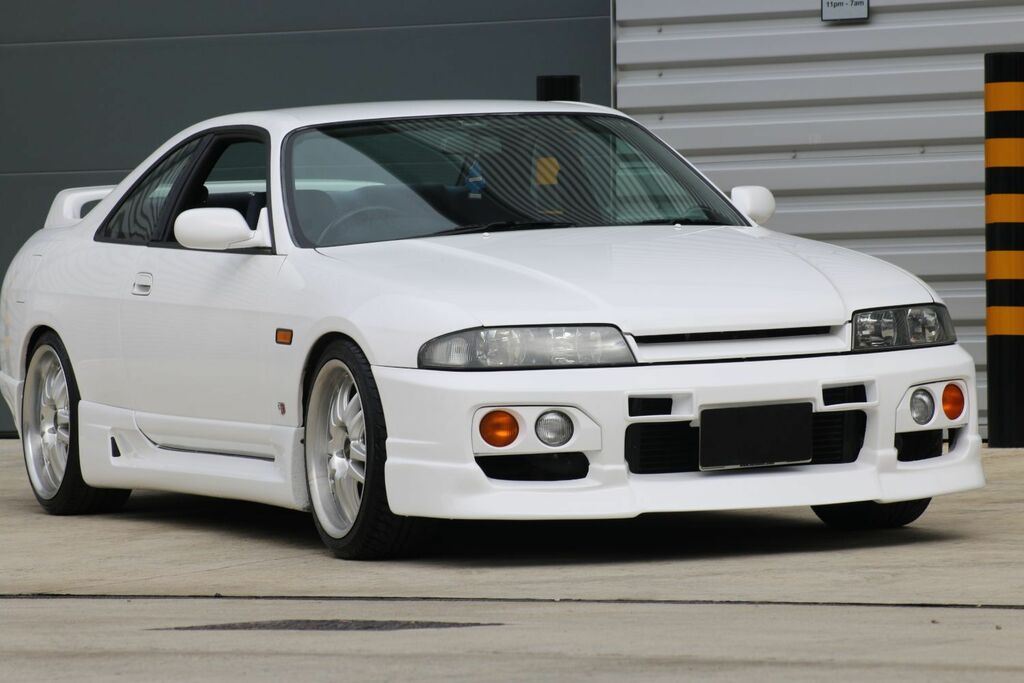 Nissan Skyline Nissan Skyline R33 Gtst R33 Spec 2 Superb Rust Fre White #3