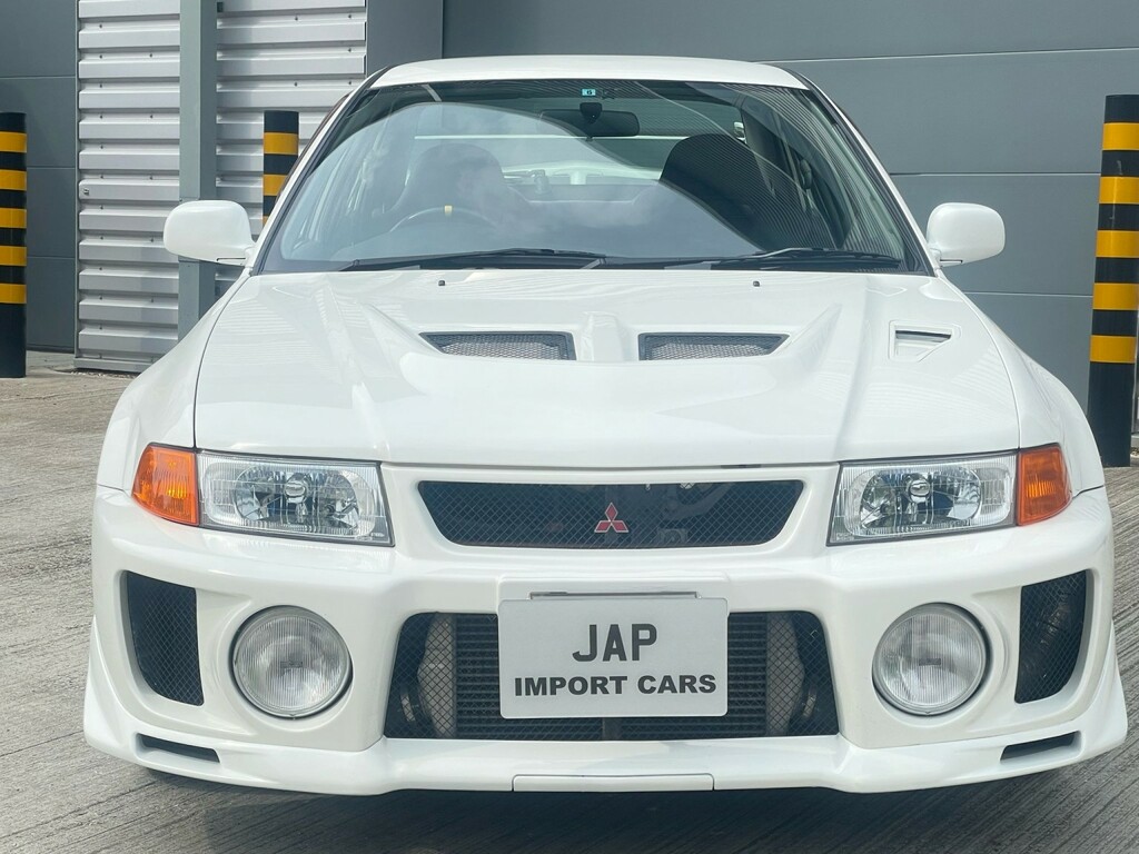 Mitsubishi Lancer Evolution V Gsr White #7