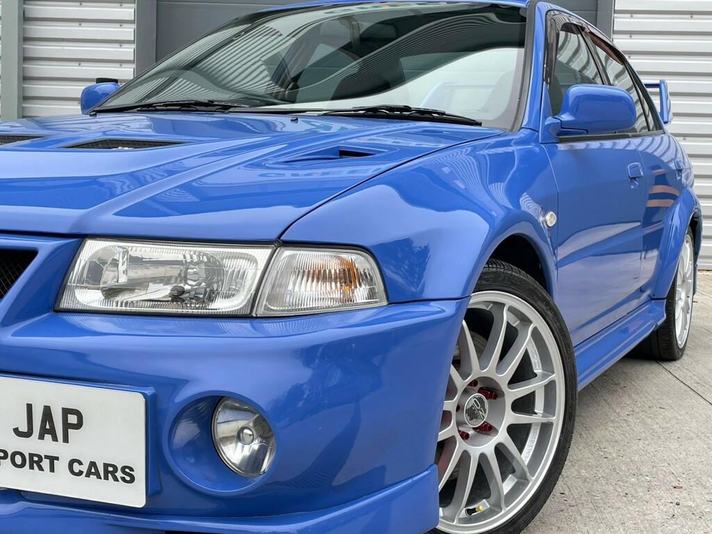 Mitsubishi Lancer Evolution VI Black #31