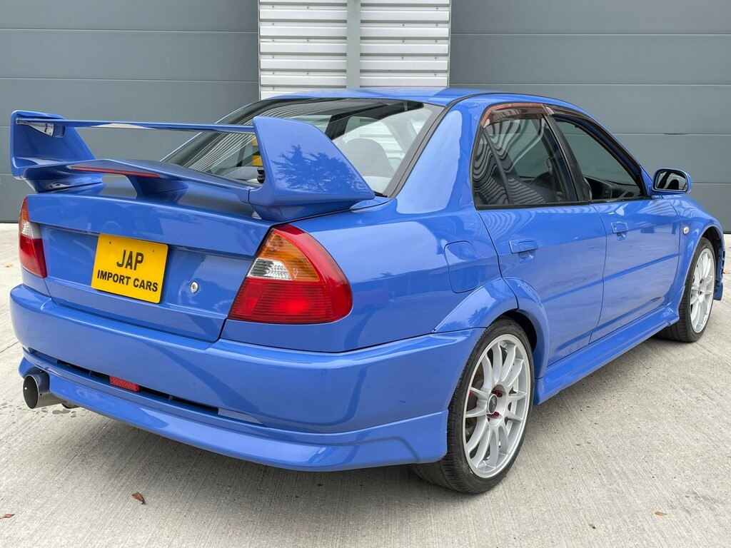 Mitsubishi Lancer Evolution VI Black #12