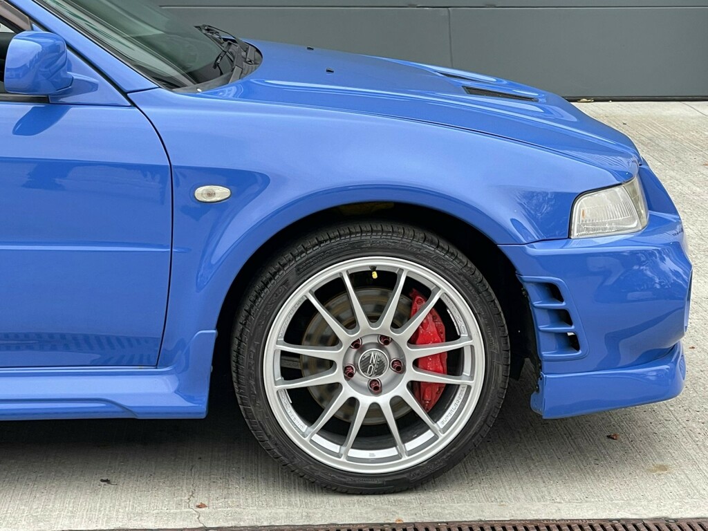Mitsubishi Lancer Evolution VI Black #4