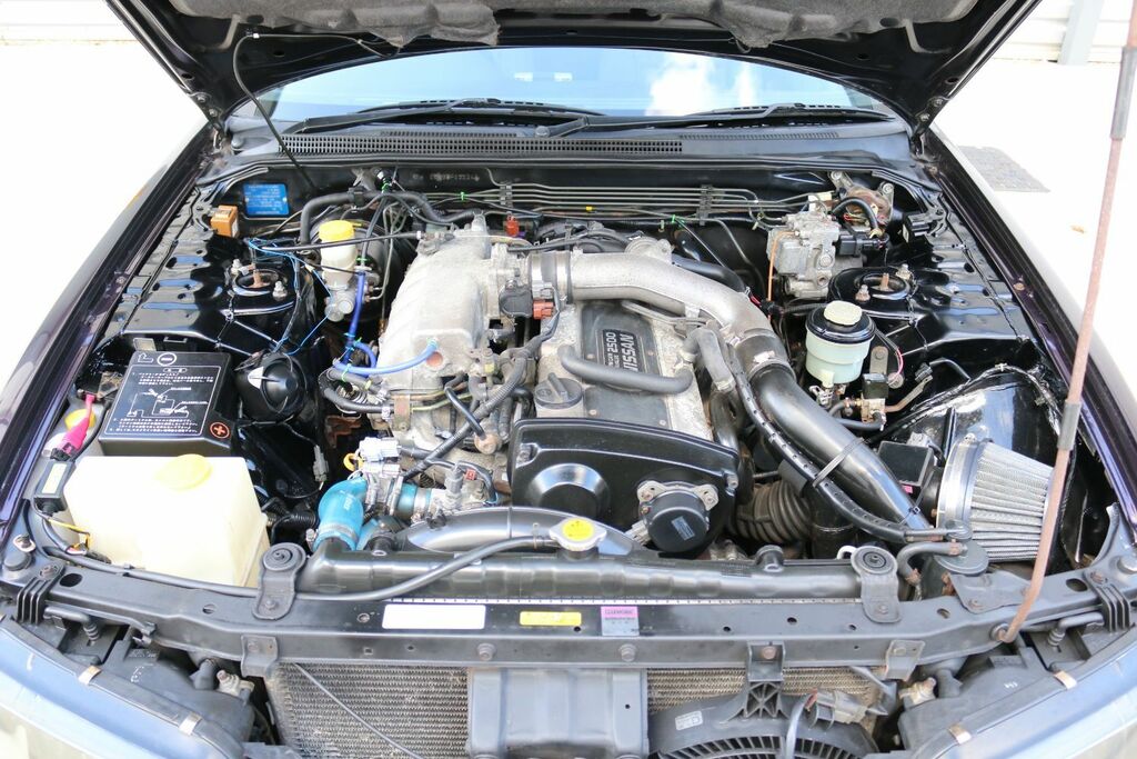Nissan Skyline Coupe #45