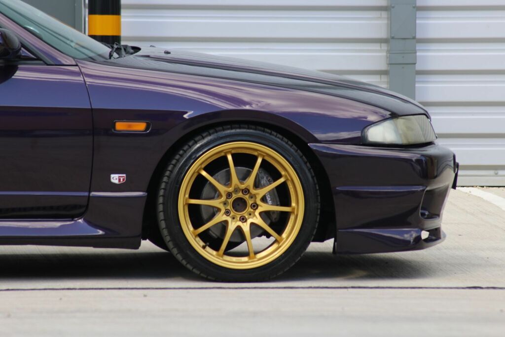 Nissan Skyline Coupe #22