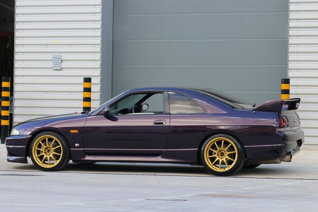 Nissan Skyline Coupe #11