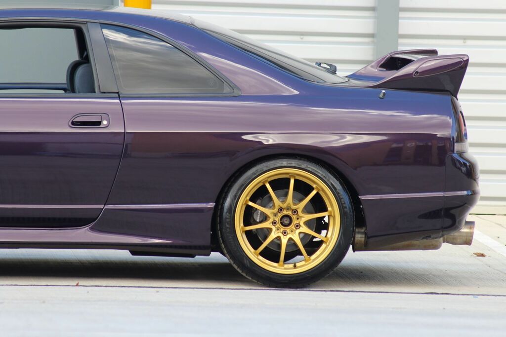 Nissan Skyline Coupe #9