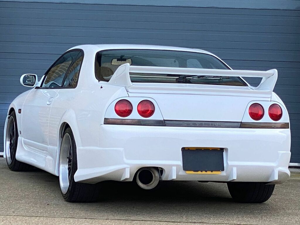Nissan Skyline Nissan Slyline R33 Gtst 2.5 Turbo Rare Sought Afte Red #11