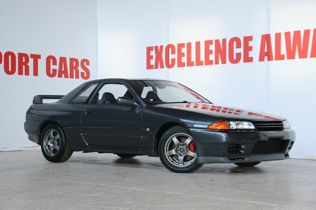 Nissan Skyline R32 Gtr Grey