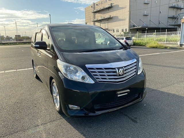 Toyota Alphard - Black #2