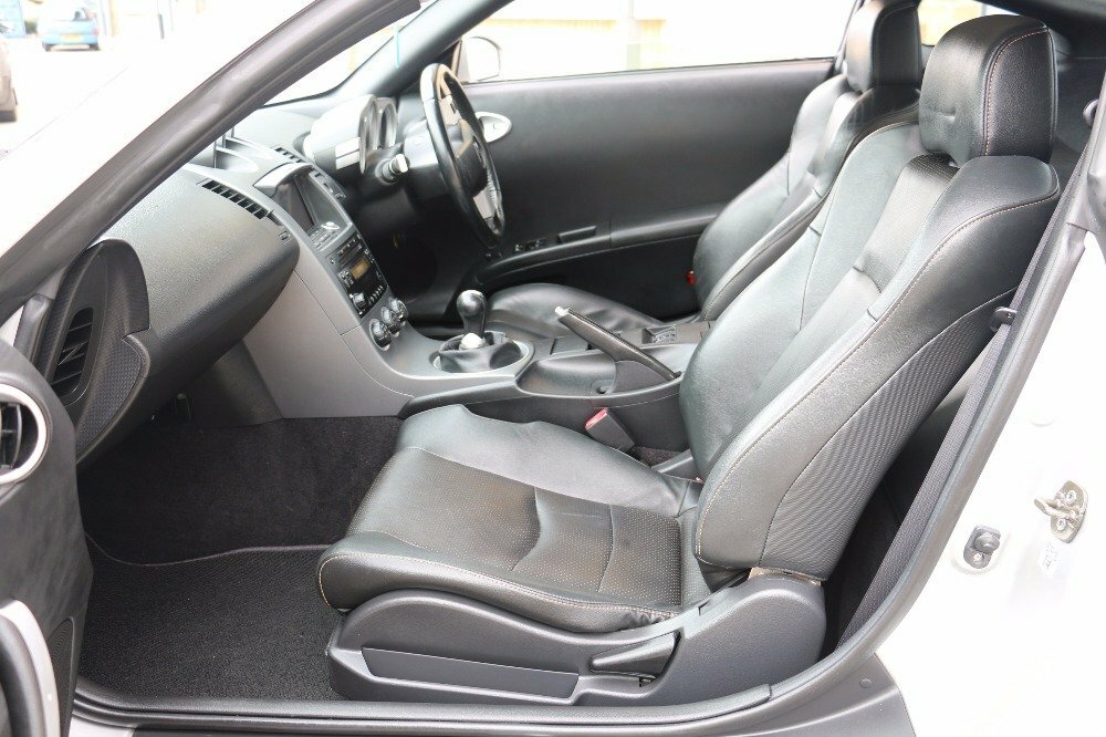 Nissan 350Z 3.5 V6 White #34