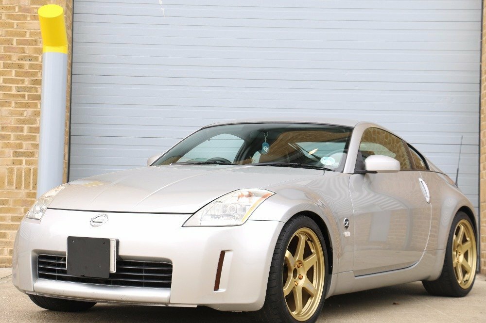 Nissan 350Z 3.5 V6 White #25