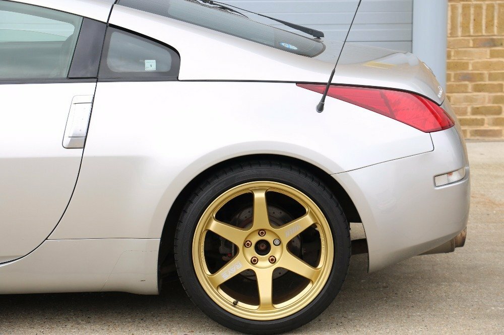 Nissan 350Z 3.5 V6 White #24