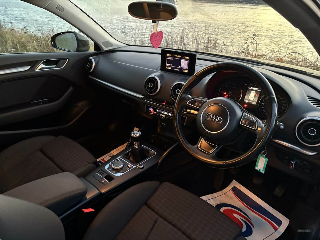 Audi A3 1.6 Tdi Sport MX63AWJ Black #4