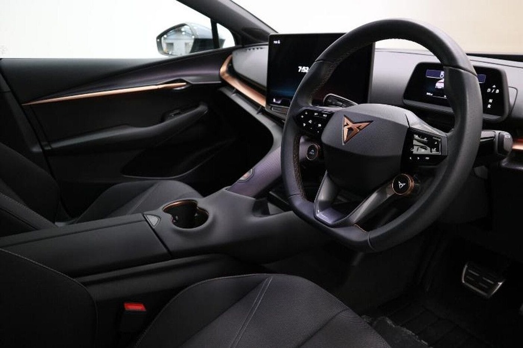 Cupra Tavascan 77Kwh V1 Suv Coupe KY25HAU Beige #6