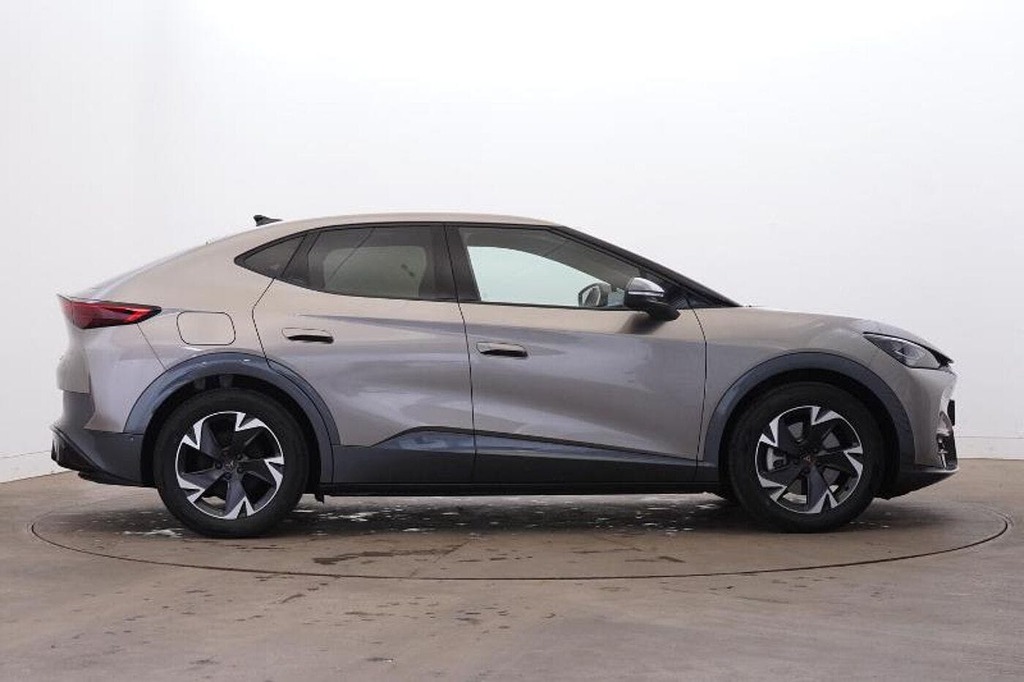 Cupra Tavascan 77Kwh V1 Suv Coupe KY25HAU Beige #4