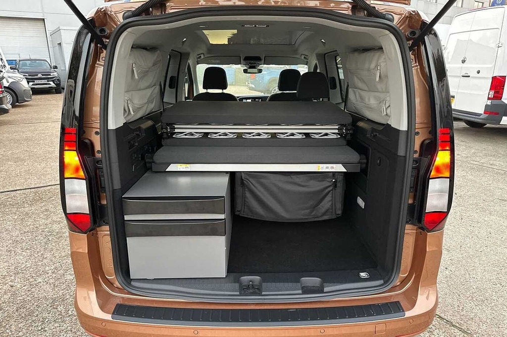 Volkswagen Caddy California California 122Ps 2.0 Tdi Dsg - Massive Spec Grey #10