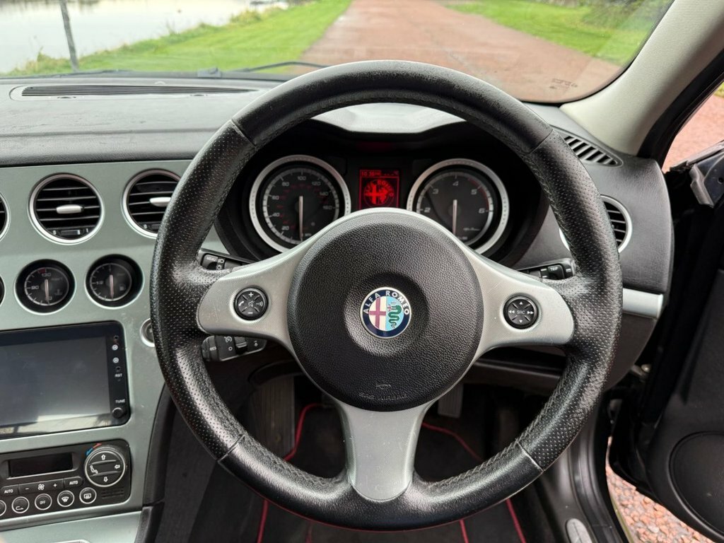 Alfa Romeo 159 2.4 Jtdm Black #14