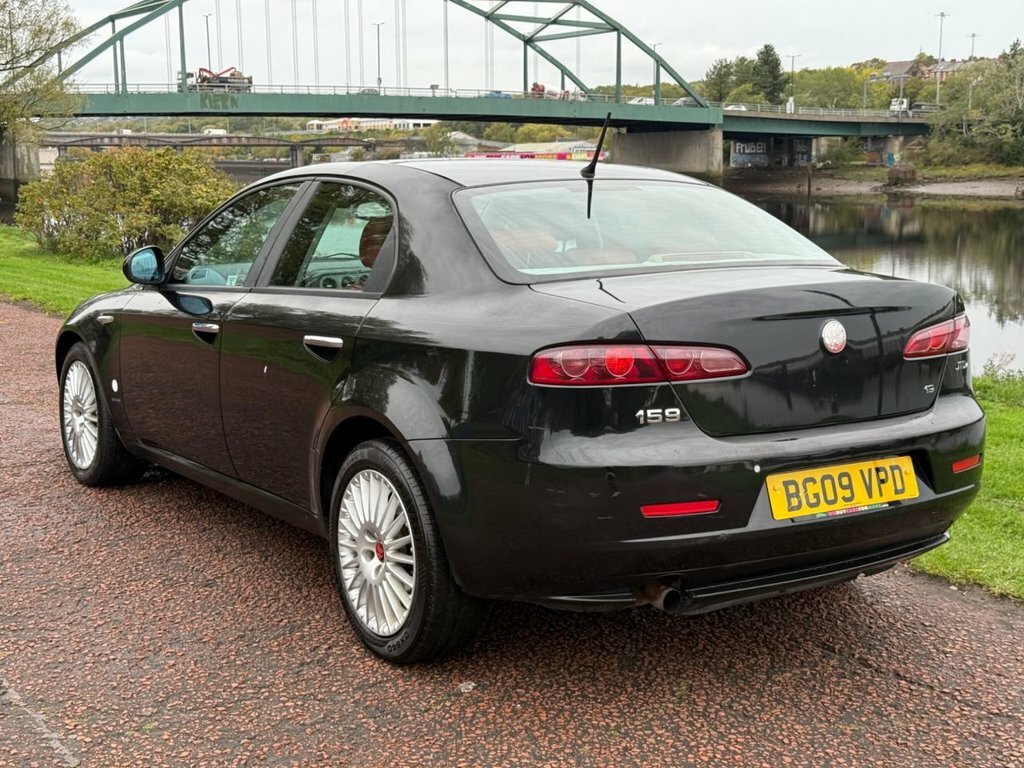 Alfa Romeo 159 2.4 Jtdm Black #28