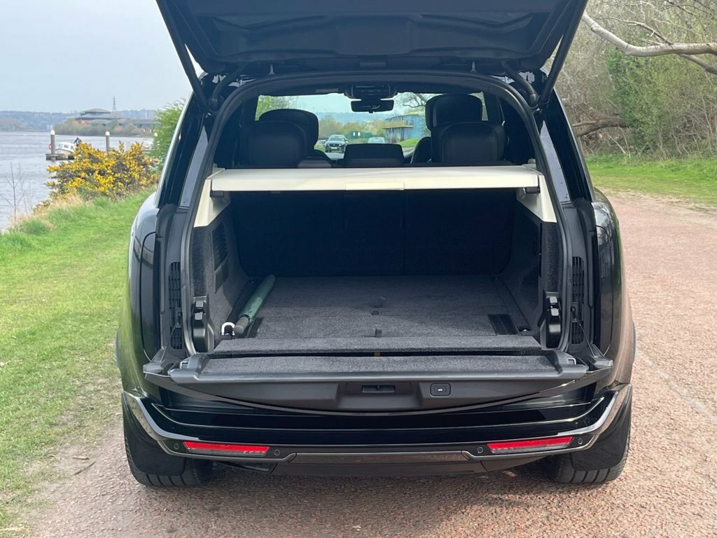 Land Rover Range Rover 3L Autobiography 5dr Black #6