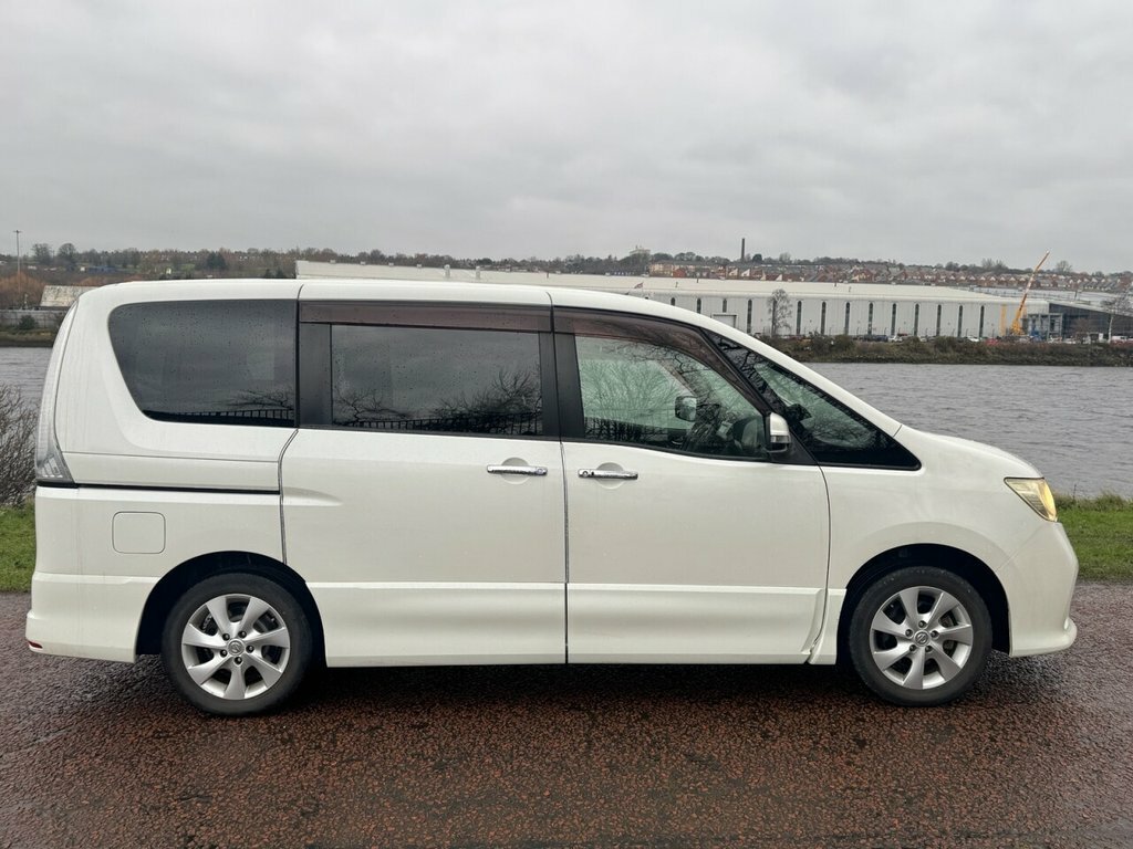 Nissan Serena Mpv MV11DTK White #3