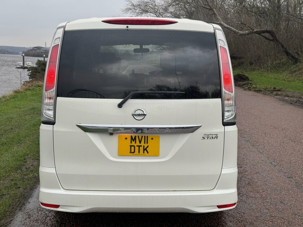 Nissan Serena Mpv MV11DTK White #5