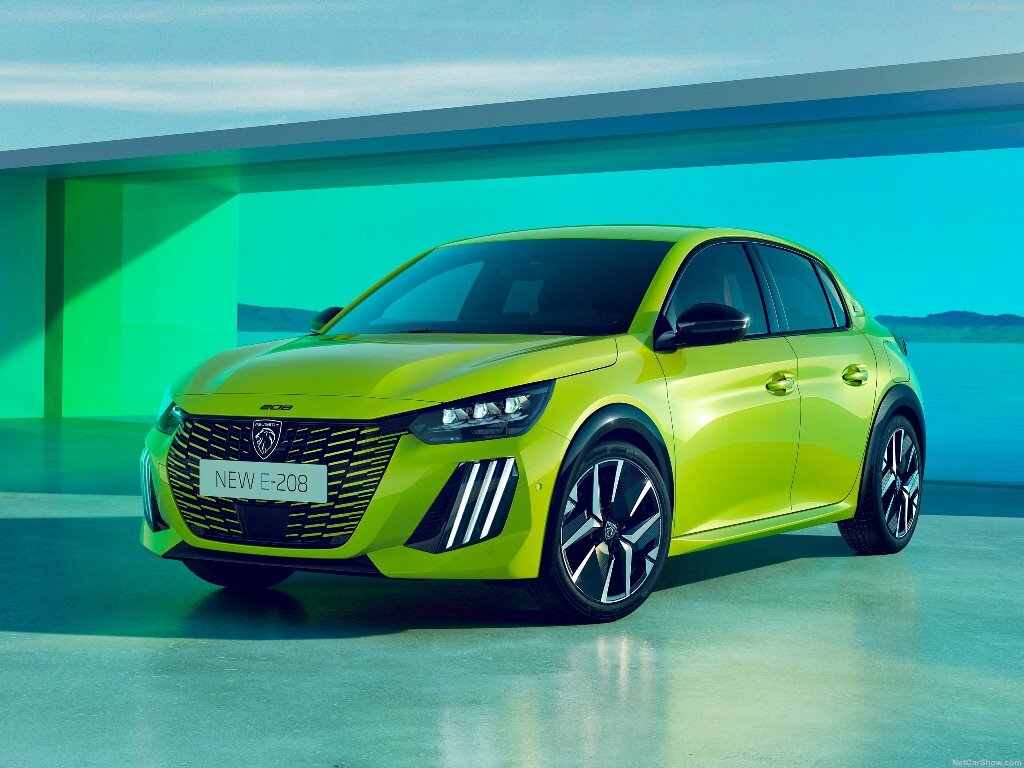 Peugeot e-208 115Kw 51Kwh Gt Ev Due In Yellow