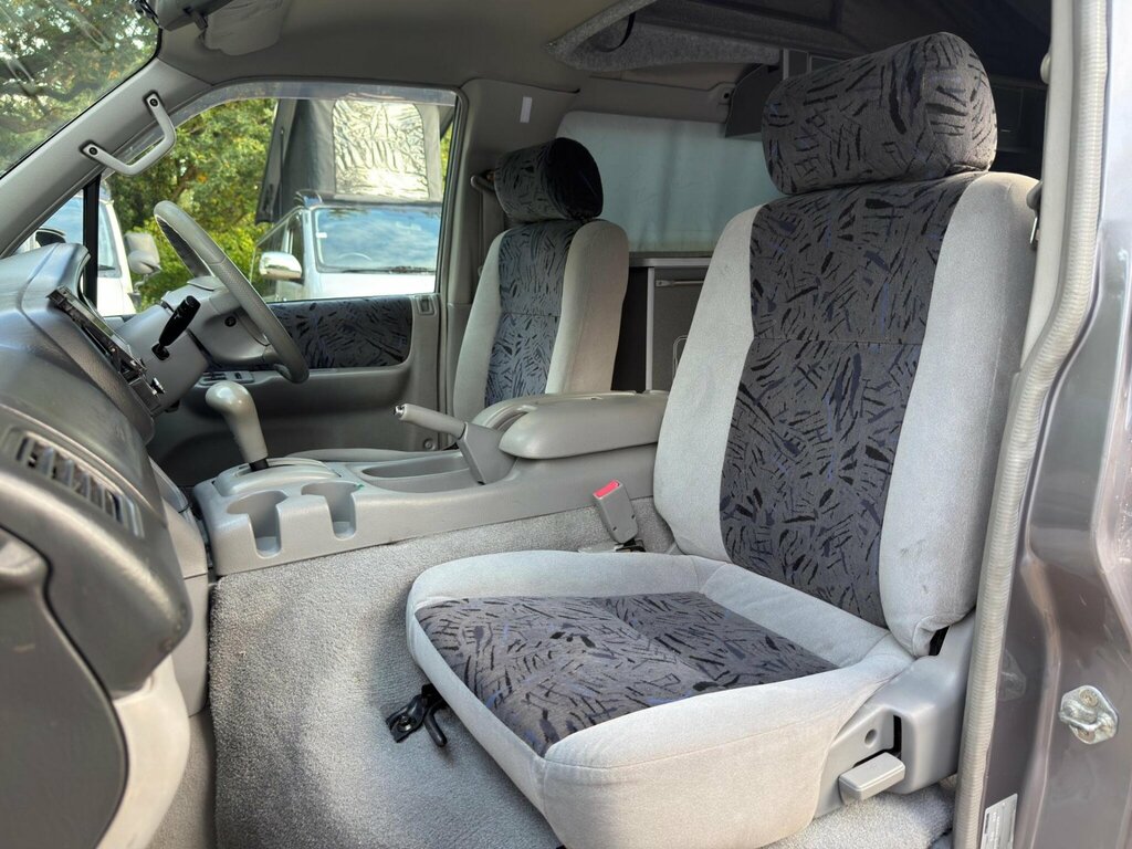 Mazda Bongo 2.5 Import Silver #18