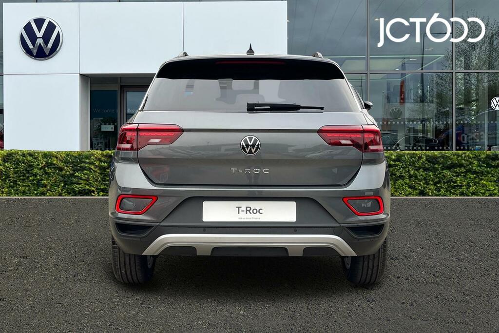 Volkswagen T-Roc  Black #7