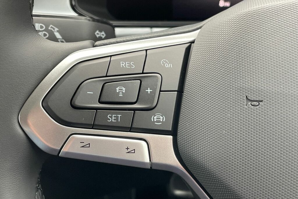 Volkswagen T-Roc  Black #16