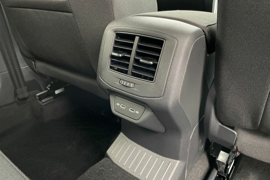 Volkswagen T-Roc  Black #25
