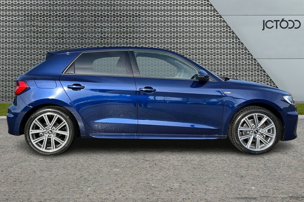 Audi A1 Sportback S Line 30Tfsi 116Ps S Tronic Grey #4